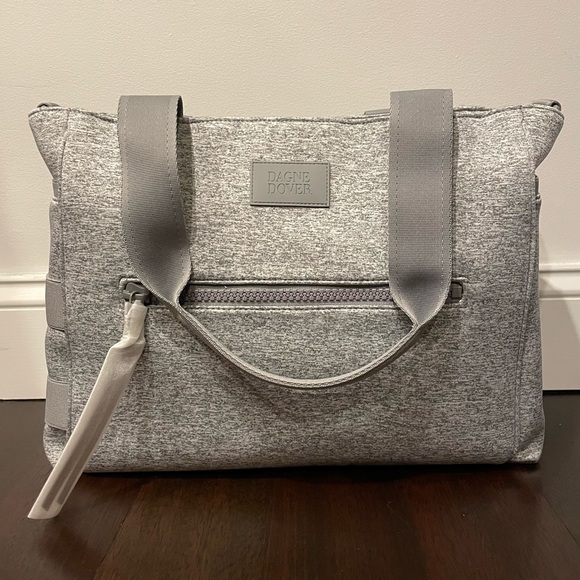 Dagne Dover Bags Nwt Dagne Dover Large Wade Diaper Tote Poshmark
